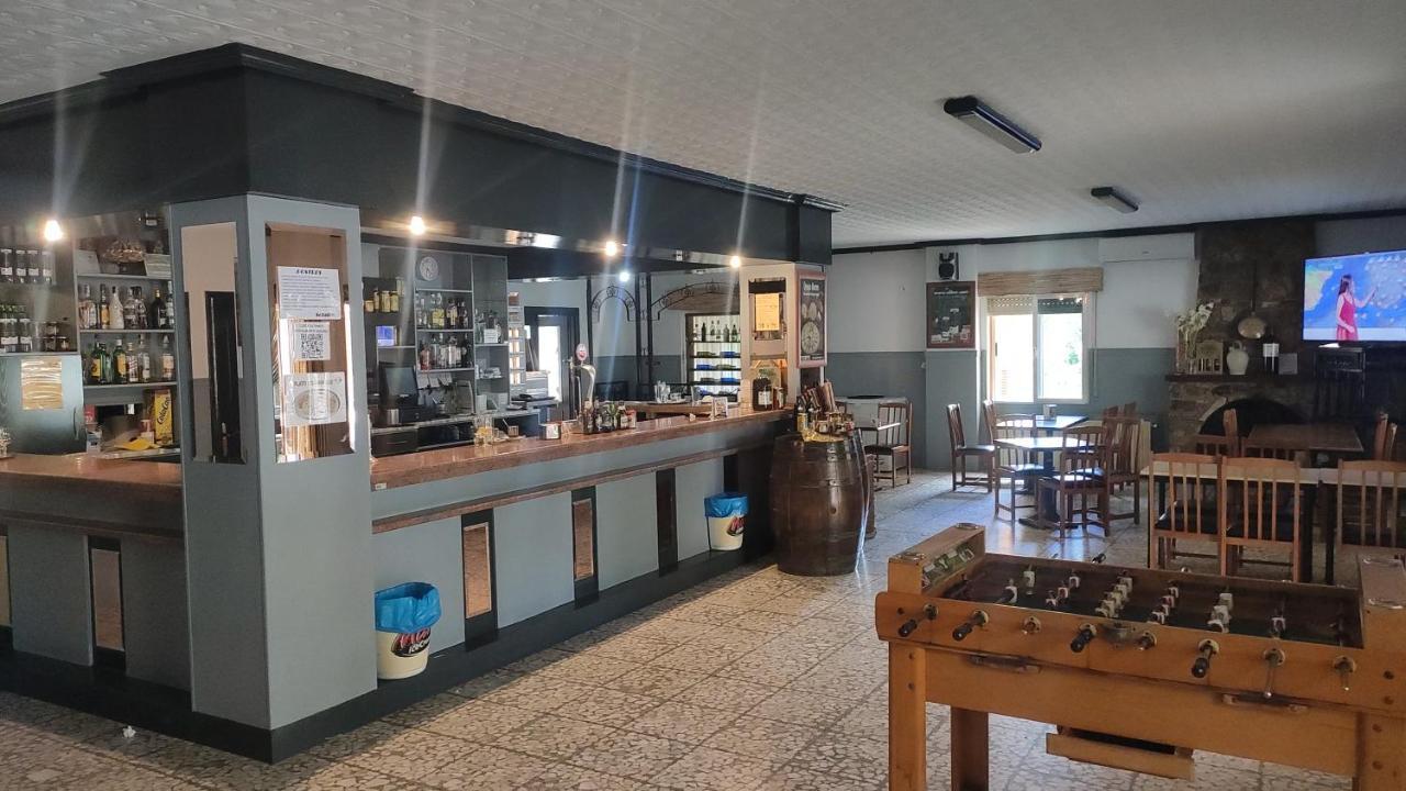 Hostal Restaurante Solaire Castanar de Ibor Ngoại thất bức ảnh