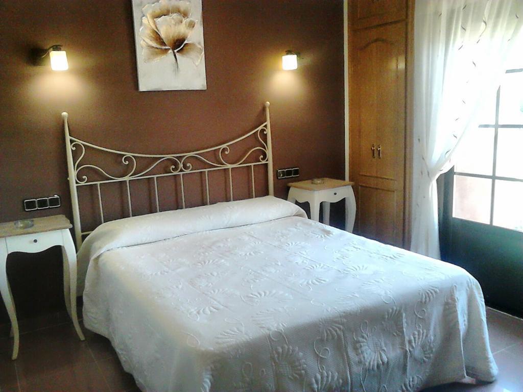 Hostal Restaurante Solaire Castanar de Ibor Phòng bức ảnh