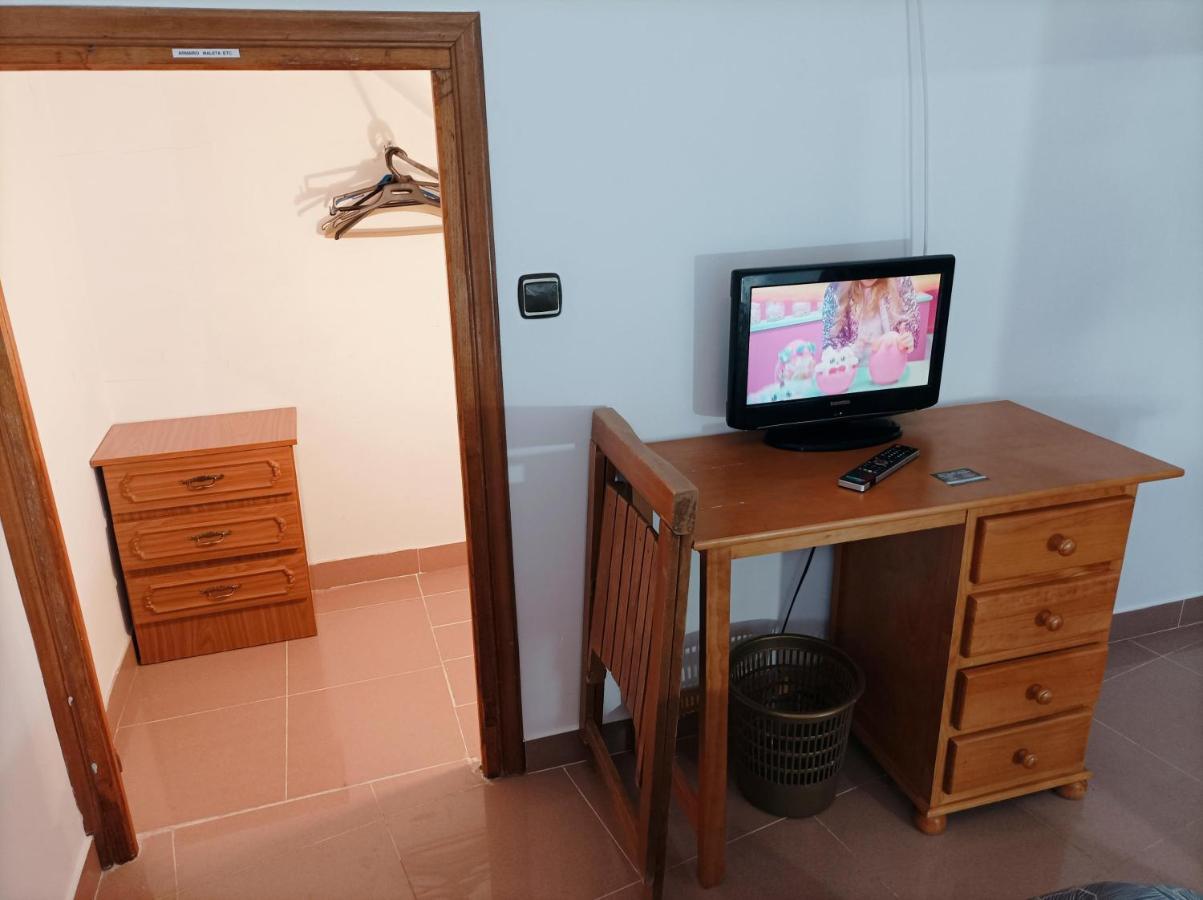 Hostal Restaurante Solaire Castanar de Ibor Ngoại thất bức ảnh